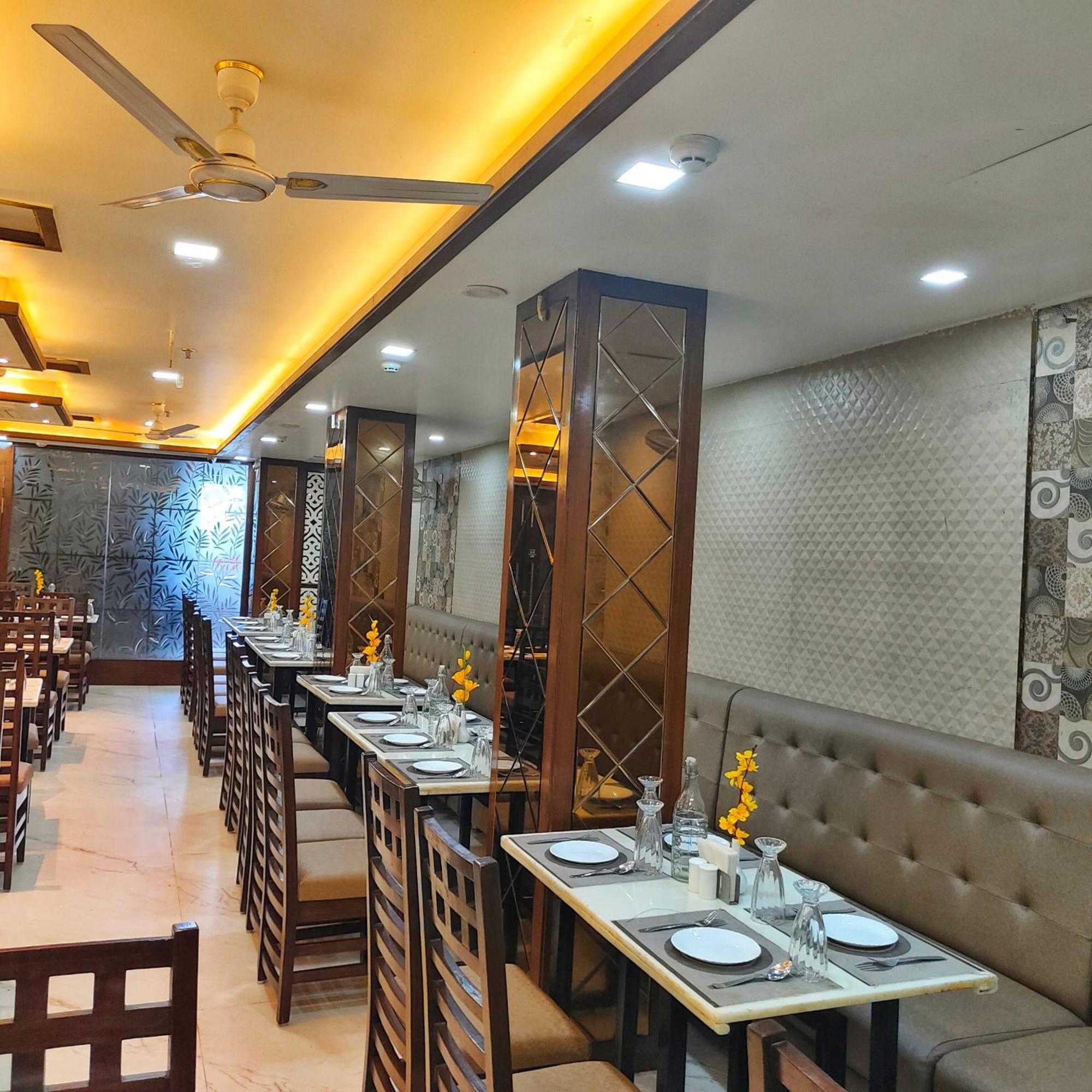 Hotel Taste Of India Агра Екстериор снимка