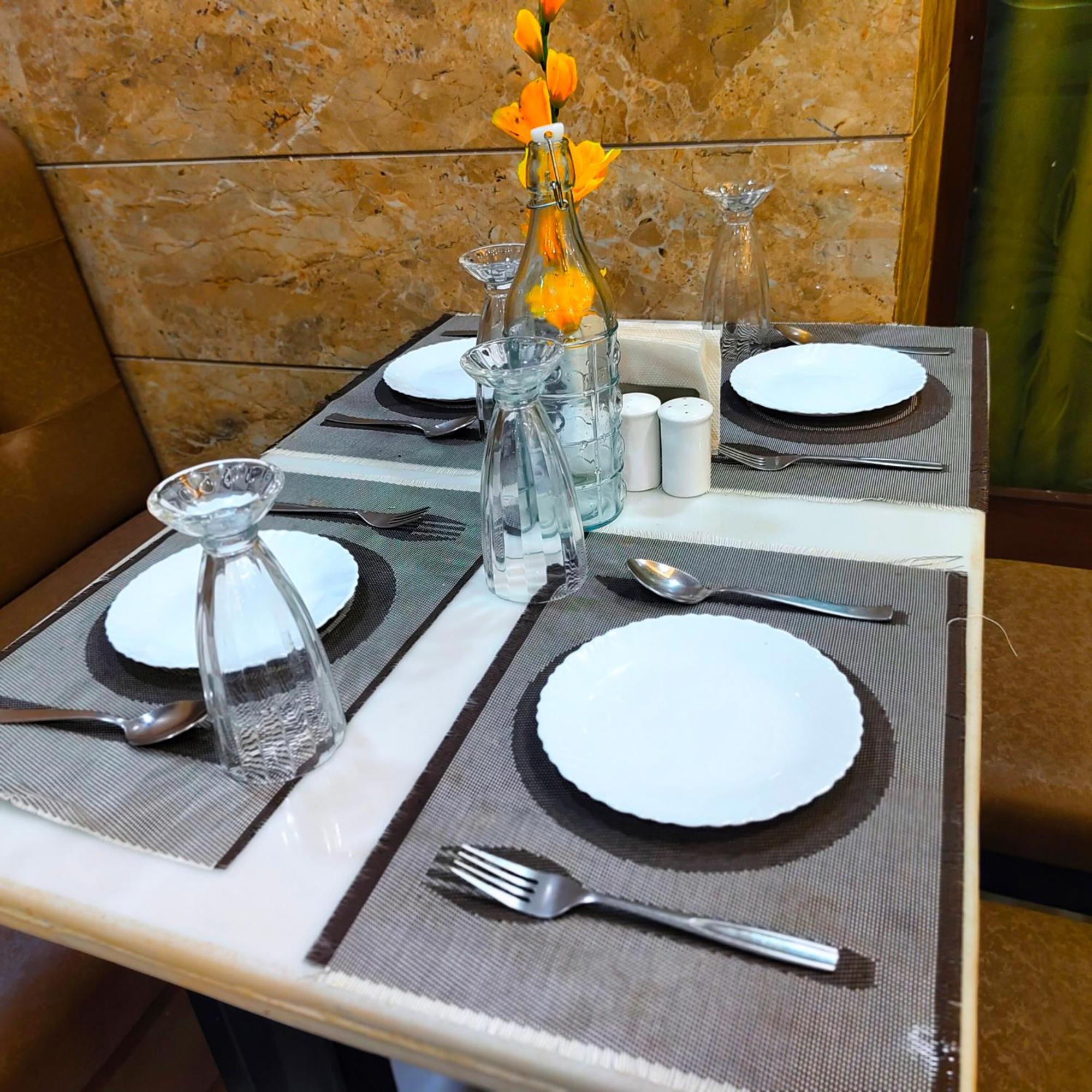 Hotel Taste Of India Агра Екстериор снимка