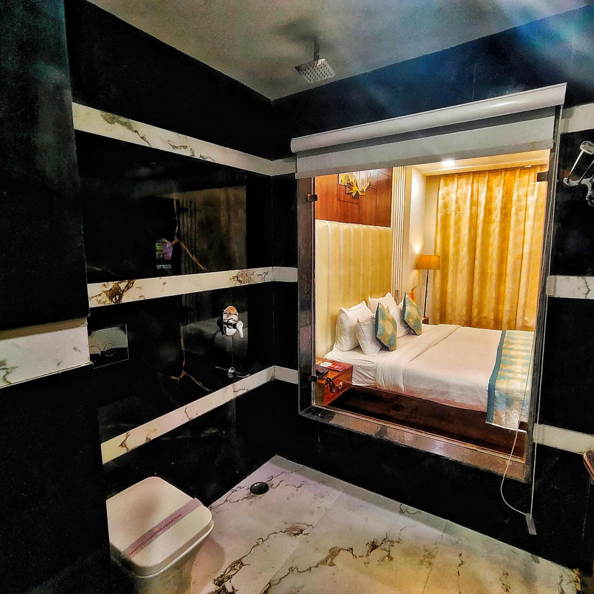 Hotel Taste Of India Агра Екстериор снимка