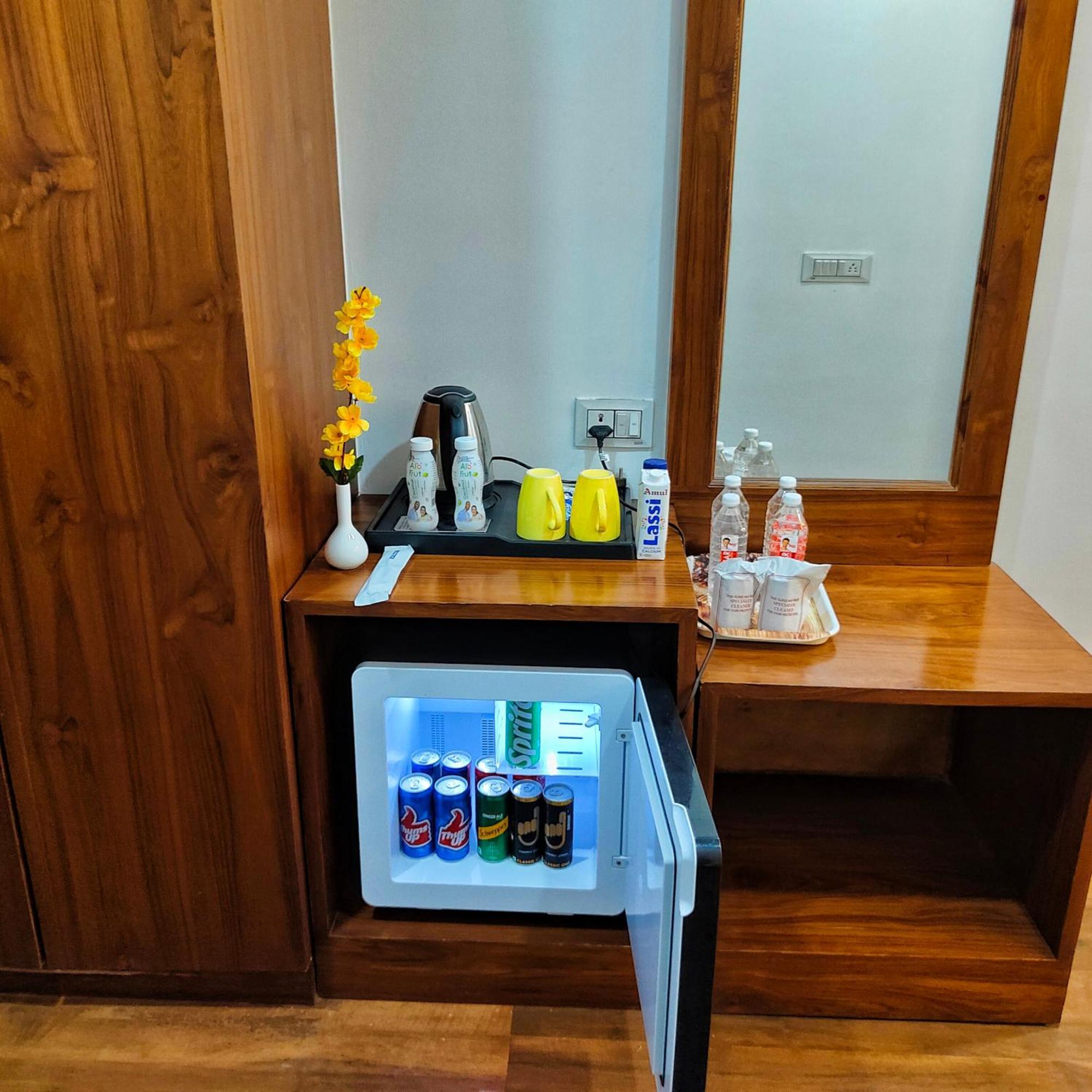 Hotel Taste Of India Агра Екстериор снимка